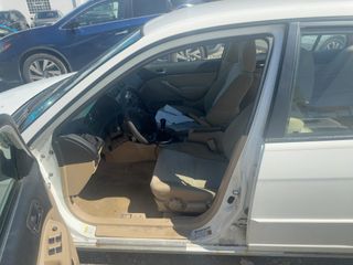 2004 Honda Civic Hybrid w/ULEV (M5) - Interior Front Seat Image